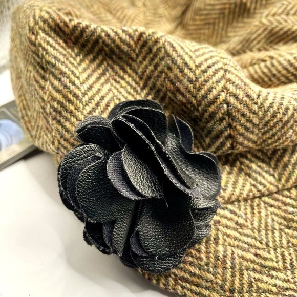 NWT Mucros Weavers Ireland Women\'s Wool Mustard Yellow Tweed Newsboy Hat Cap main image 4